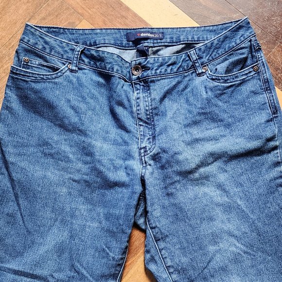 Denim 24/7 Medium Wash Boot Cut Jeans Size 14W - Picture 8 of 14